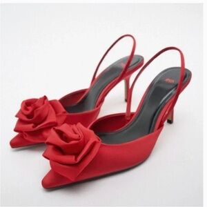 Zara flower fashion satin heels.
